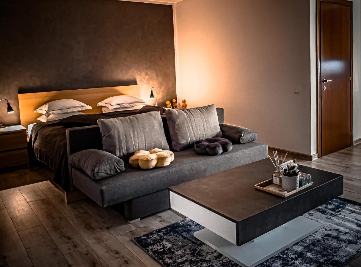 Ferienwohnung Shiro Bukarest Exterior foto