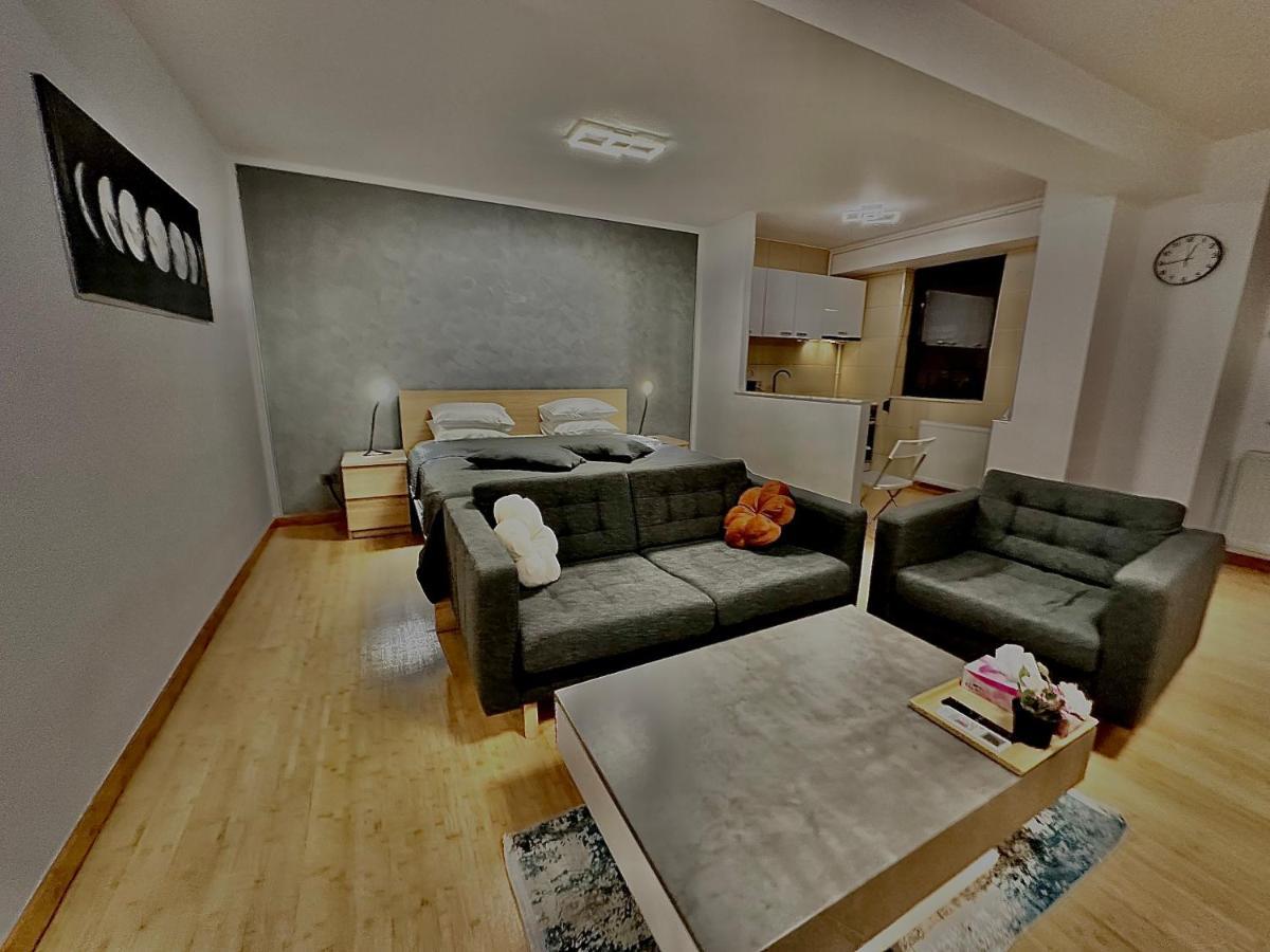 Ferienwohnung Shiro Bukarest Exterior foto