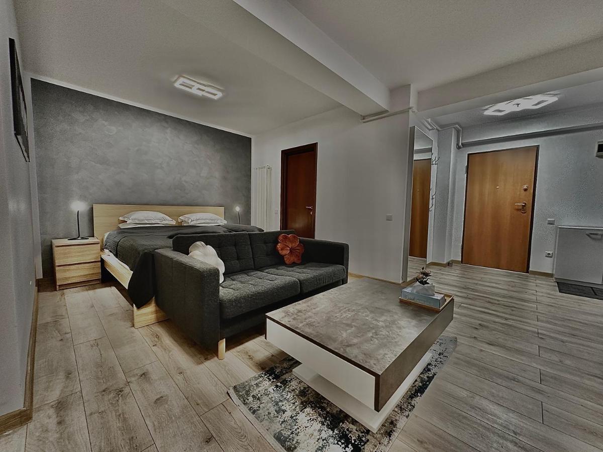 Ferienwohnung Shiro Bukarest Exterior foto